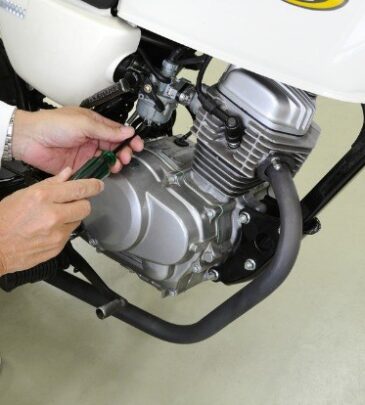 Two Wheeler Repairing-Free to Learn